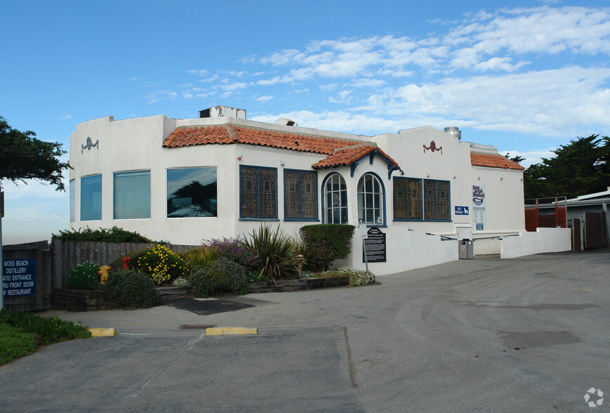 Primary Photo Of 140 Beach Way, Moss Beach Restaurant For Sale