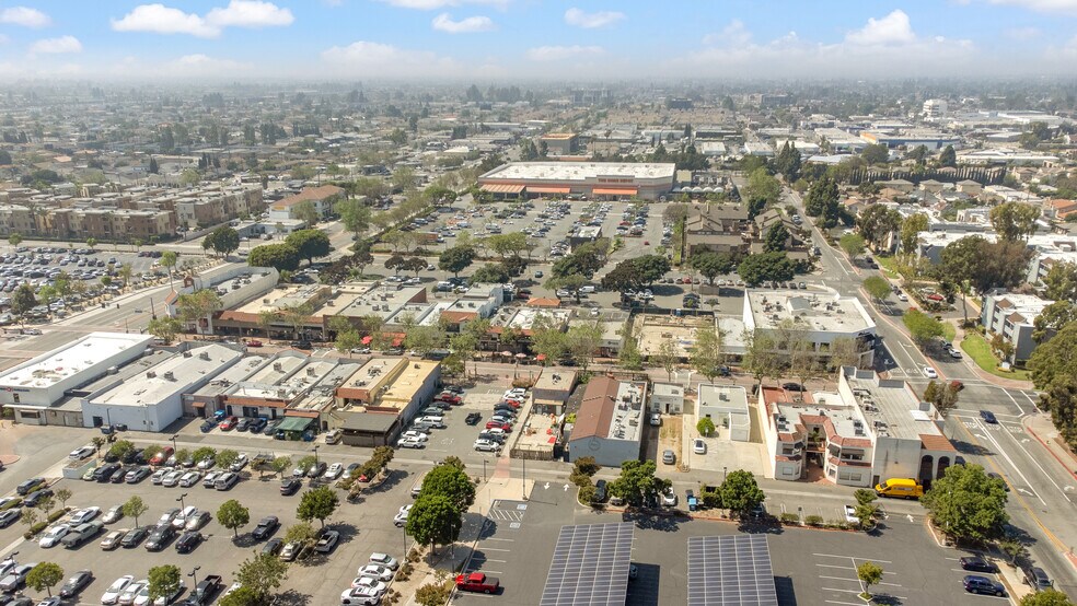 More Photos Of 12908 Main St, Garden Grove Freestanding For Sale