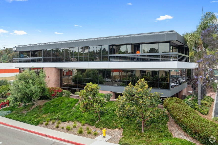 More Photos Of 462 Stevens Ave, Solana Beach Medical For Lease
