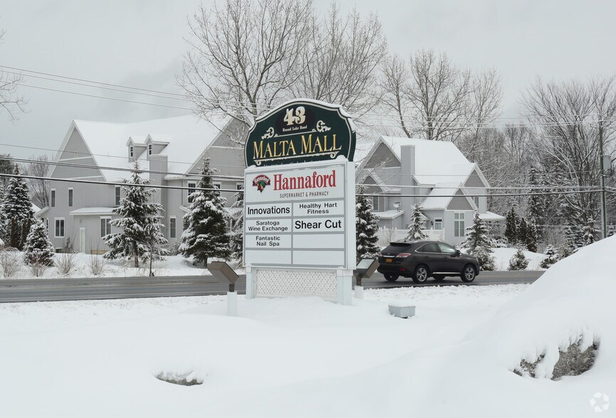 More Photos Of 43 Round Lake Rd, Ballston Lake Freestanding For Lease