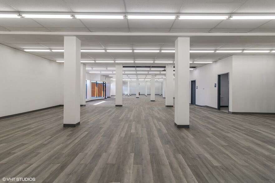 More Photos Of 4650 S Indiana Ave, Chicago Storefront For Sale