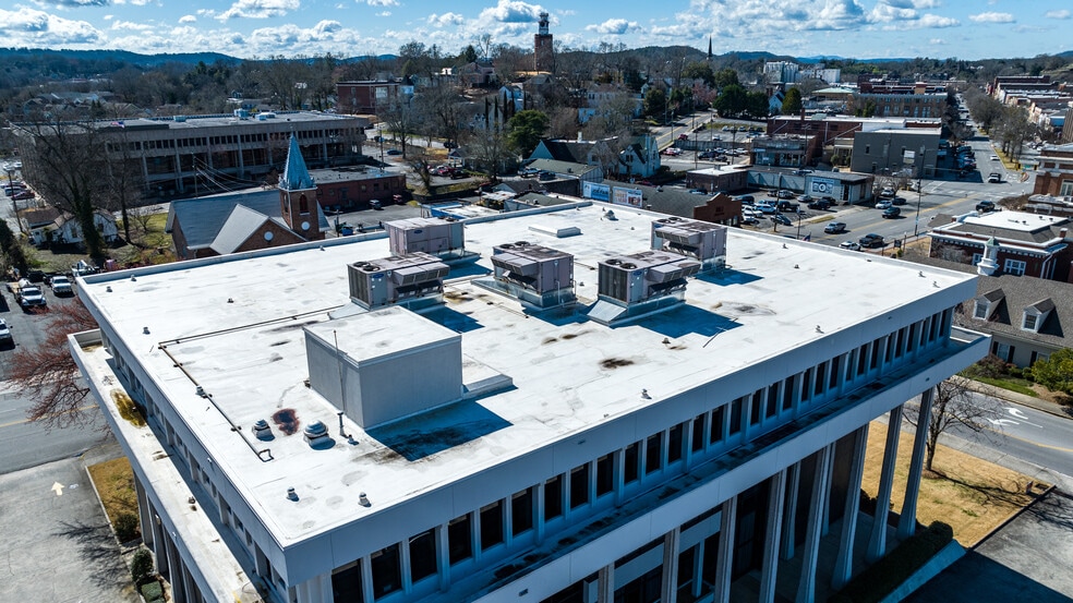 More Photos Of 701 Broad St, Rome Office For Sale