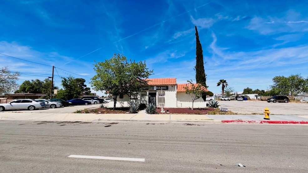 More Photos Of 12036 Bartlett Ave, Adelanto Office Residential For Sale