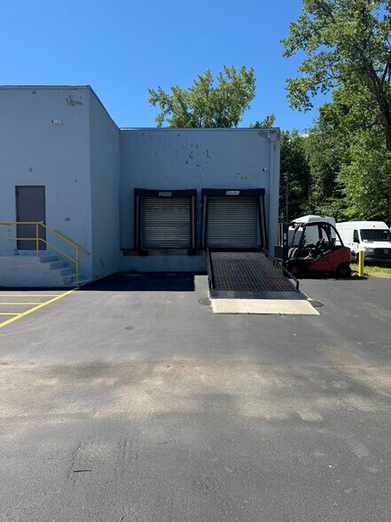 More Photos Of 3 Alsan Way, Little Ferry Warehouse For Lease