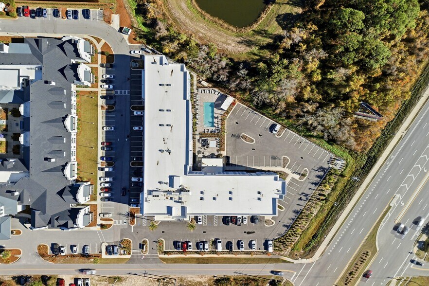 More Photos Of 50 Ponce de Leon St, Miramar Beach Hotel For Sale