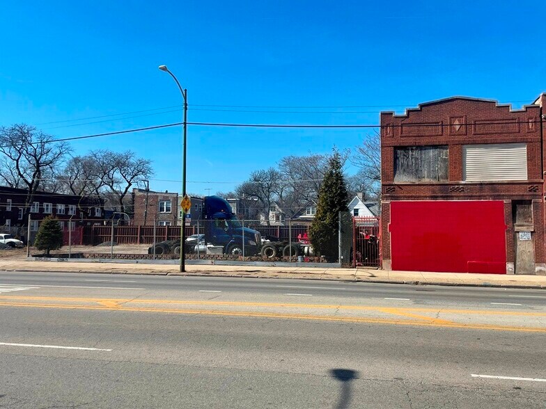 More Photos Of 5734 Ashland Ave, Chicago Warehouse For Sale