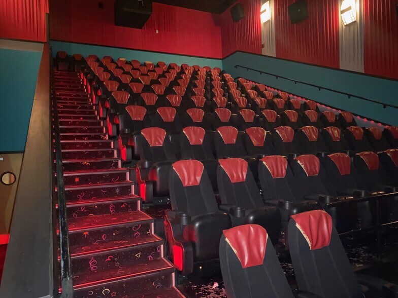 More Photos Of 30500 Al-181, Spanish Fort Movie Theatre For Sale