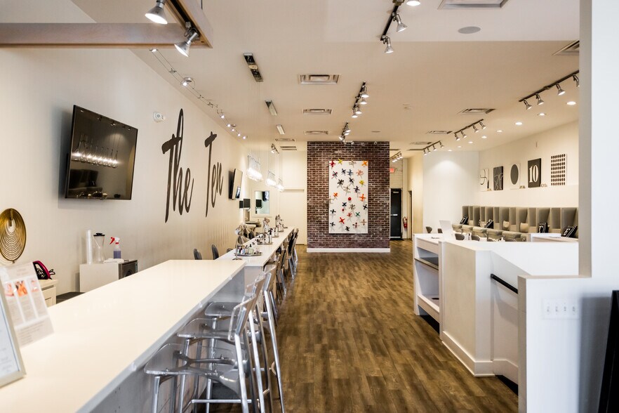 More Photos Of 6541 Woodward Ave, Detroit Storefront For Sale