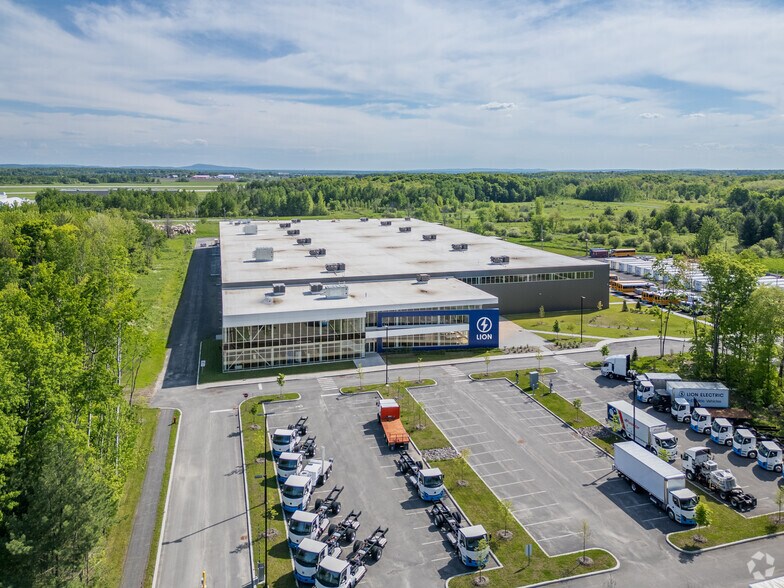 More Photos Of 9900 St Irénée-Vachon, Mirabel Manufacturing For Lease