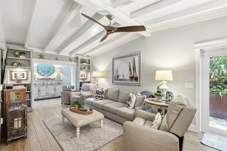 More Photos Of 840 Myrtle Ter, Naples Freestanding For Sale