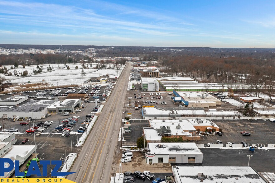 More Photos Of 3864 Youngstown Rd SE, Warren Restaurant For Sale