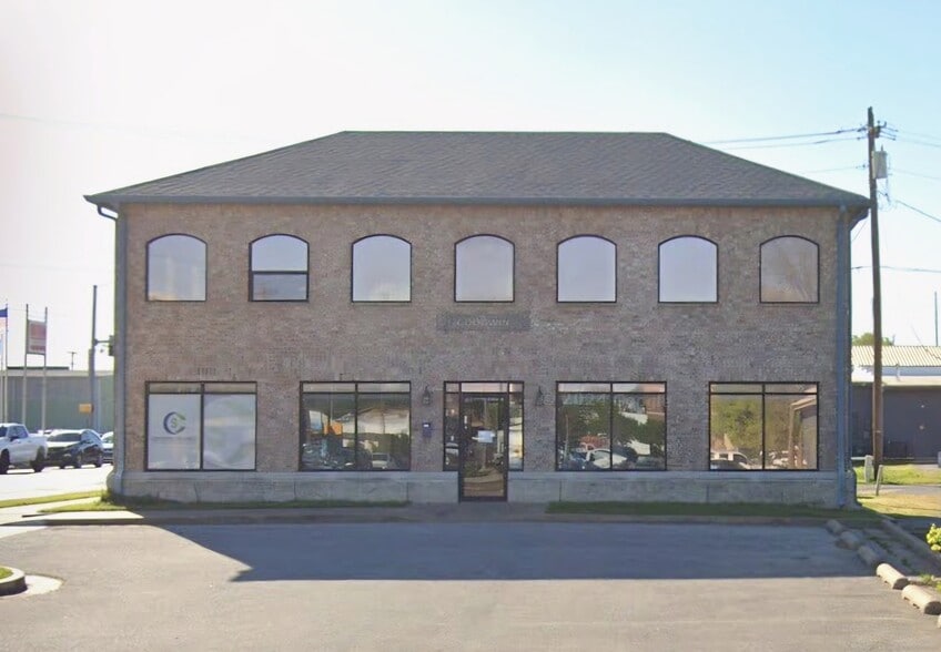 Primary Photo Of 223 S Lynn Riggs Blvd, Claremore Office For Sale