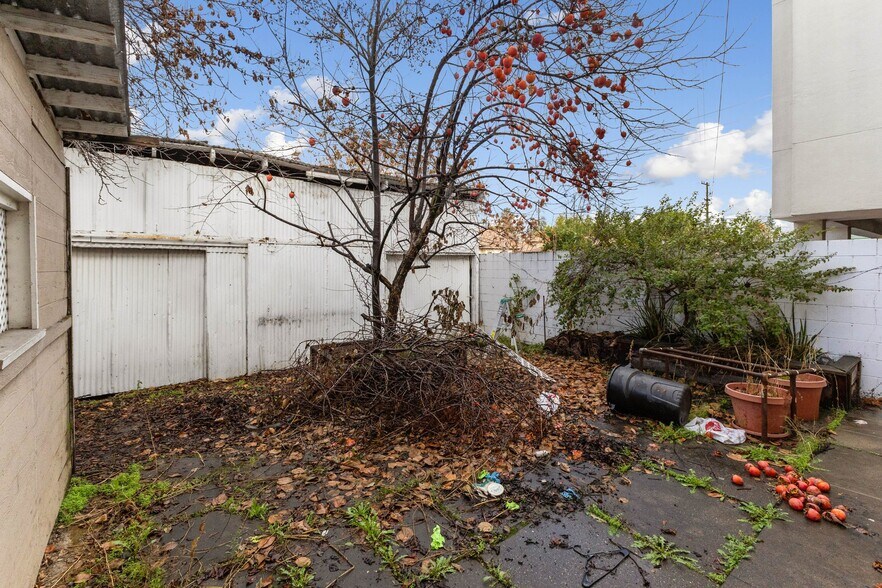 More Photos Of 421 E Santa Clara St, San Jose Storefront Retail Office For Sale