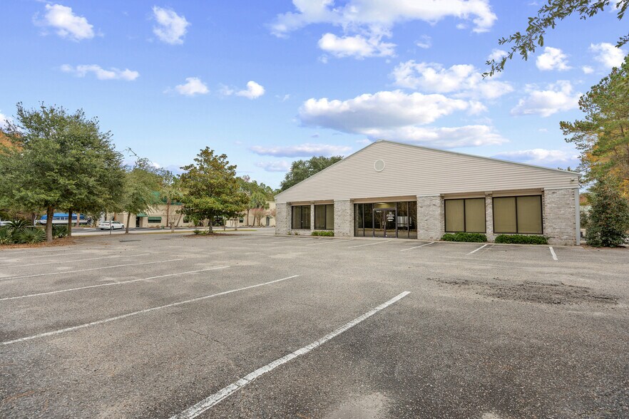 More Photos Of 313 Commerce Dr, Pawleys Island Office For Lease