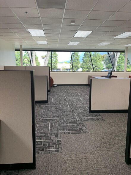 More Photos Of 17701 Cowan, Irvine Office For Lease