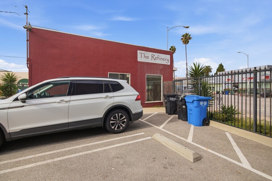 More Photos Of 13122 W Washington Blvd, Los Angeles Freestanding For Sale