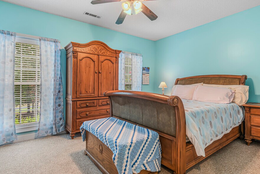 More Photos Of 170 St Gabriel Way, Fayetteville Light Manufacturing For Sale