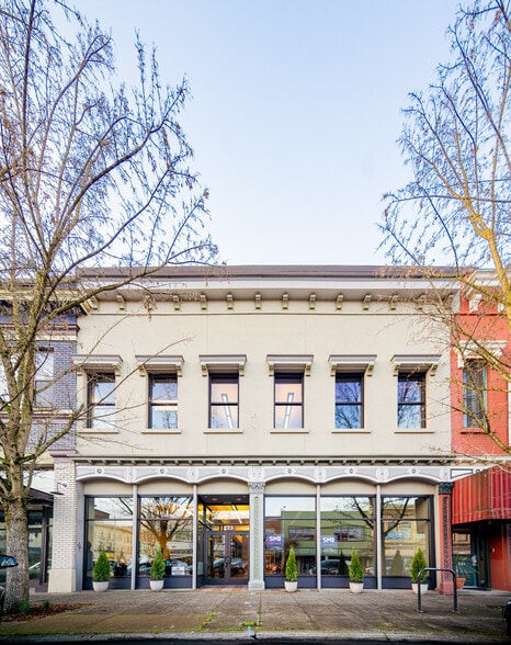 More Photos Of 223 Commercial St NE, Salem Storefront Retail Office For Lease