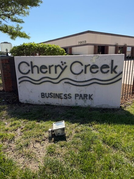 More Photos Of 7803 E Osie St, Wichita Research And Development For Lease