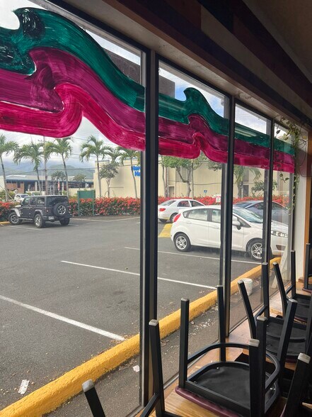 More Photos Of 46 Hoolai St, Kailua Freestanding For Lease