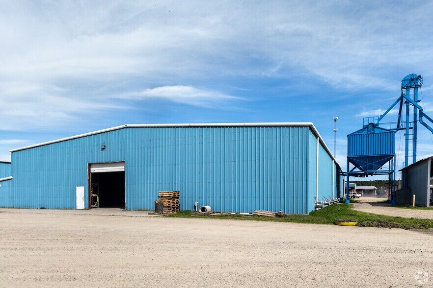 More Photos Of 2824 Virginia Rd, Tyner Warehouse For Lease