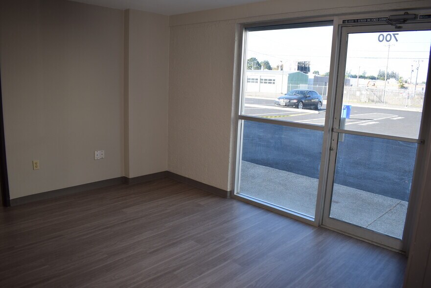 More Photos Of 1414 SE 18th Ave, Hillsboro Warehouse For Lease