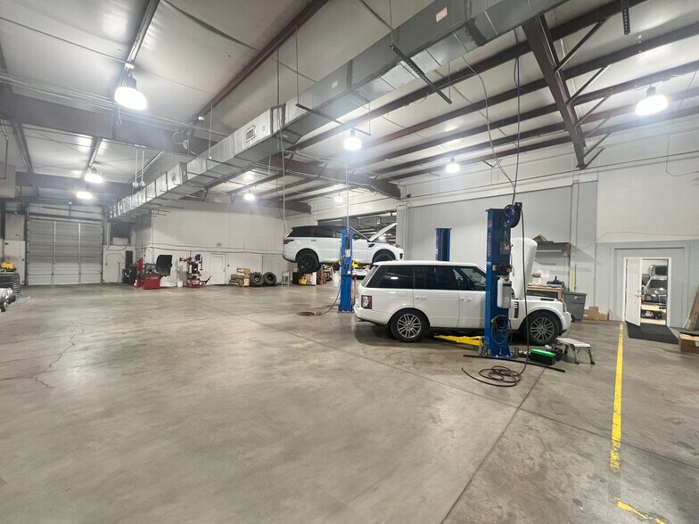 More Photos Of 3607 Gribble Rd, Stallings Warehouse For Lease