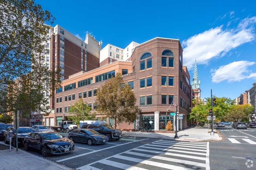 More Photos Of 1201 L St NW, Washington Office For Sale
