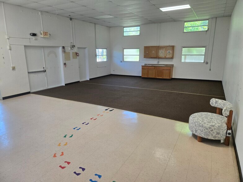 More Photos Of 2624 54th St S, Gulfport Specialty For Sale