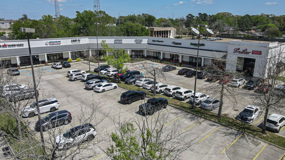 More Photos Of 7731 Perkins Rd, Baton Rouge Storefront For Lease