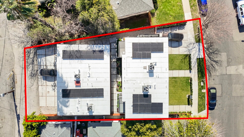 More Photos Of 6420 Hanna Ave, Woodland Hills Apartments For Sale