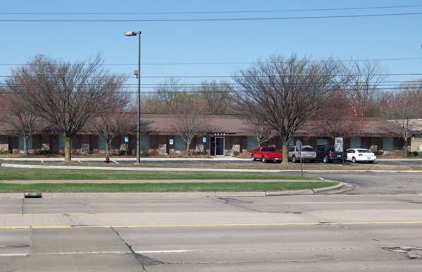 More Photos Of 28237 Orchard Lake Rd, Farmington Hills Office For Lease