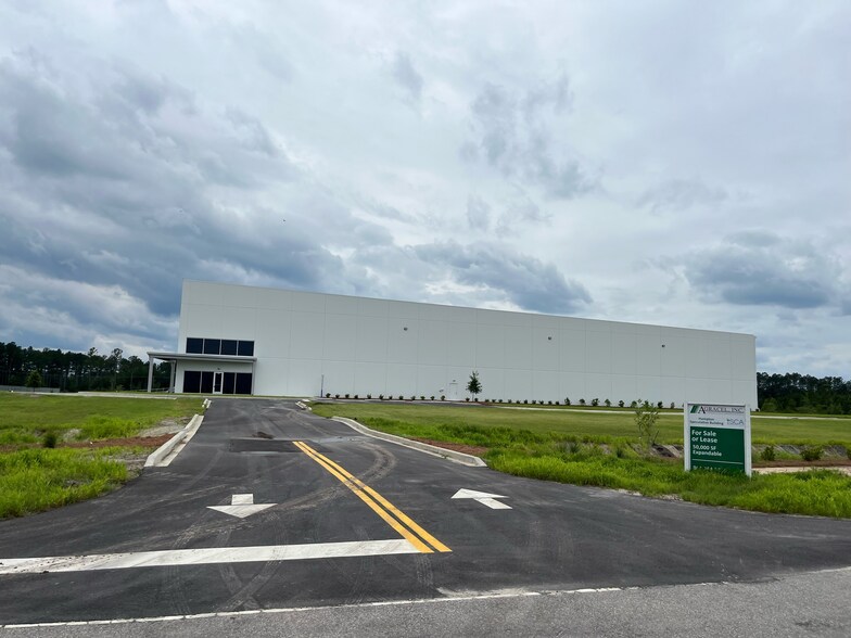 More Photos Of 200 Commerce Pkwy, Early Branch Manufacturing For Lease