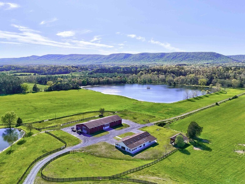 More Photos Of 1565 Seven Fountains Rd, Fort Valley Specialty For Sale
