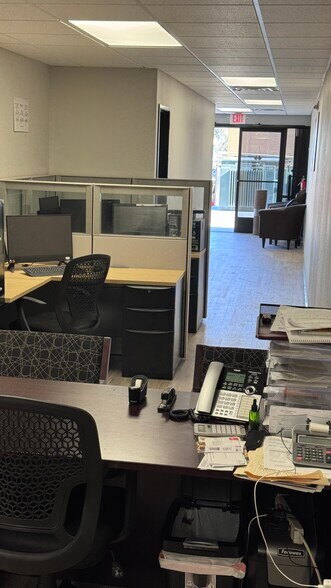 More Photos Of 6015 S Rainbow Blvd, Las Vegas Coworking Space