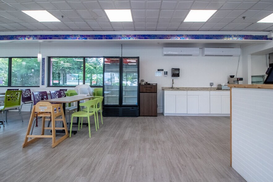 More Photos Of 127 S Main St, Ellenville Fast Food For Sale