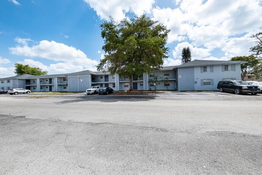 More Photos Of 2221 NW 58th Ave, Lauderhill Apartments For Sale