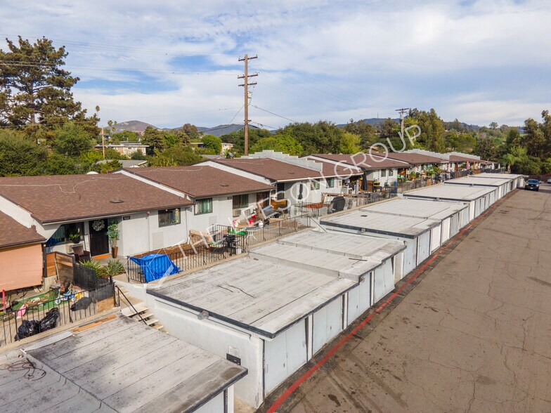 More Photos Of 1010 Clearbrook Ln, Vista Apartments For Sale