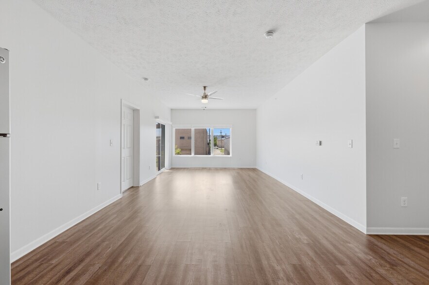 More Photos Of 1015 N 16th St, Omaha Apartments For Sale