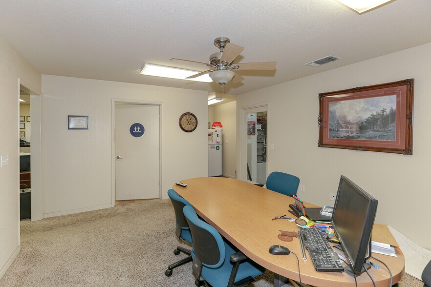 More Photos Of 128 Heron Way, Merced Light Manufacturing For Lease