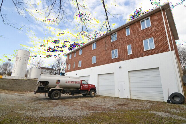 More Photos Of 1818 Centre Ave NW, Roanoke Service For Sale