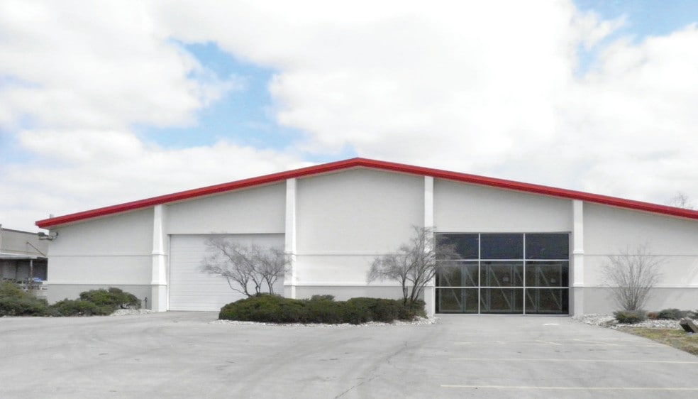 More Photos Of 4703 Allmond Ave, Louisville Warehouse For Lease