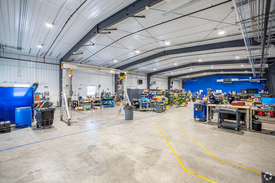 More Photos Of 2700 S Saginaw Rd, Midland Manufacturing For Sale