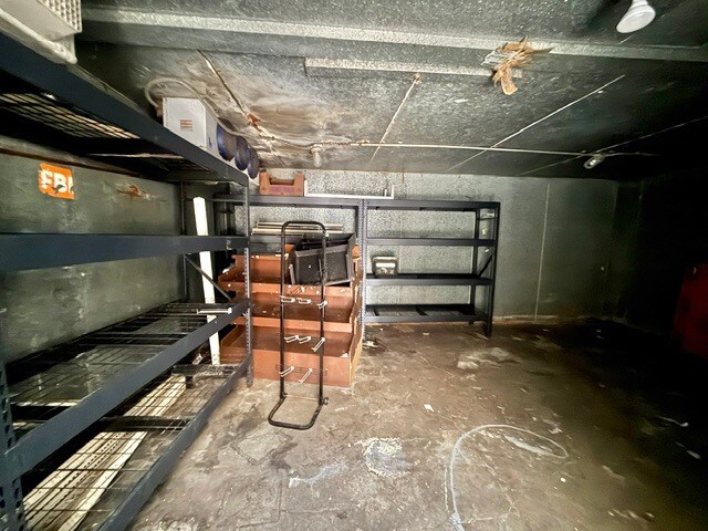 More Photos Of 5527 Geary Blvd, San Francisco Storefront Retail Residential For Lease
