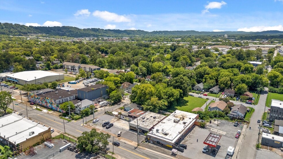 More Photos Of 1412 E Main St, Chattanooga Office For Sale