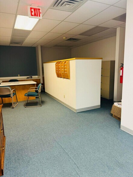 More Photos Of 2020 Central Ave, Dodge City Medical For Sale