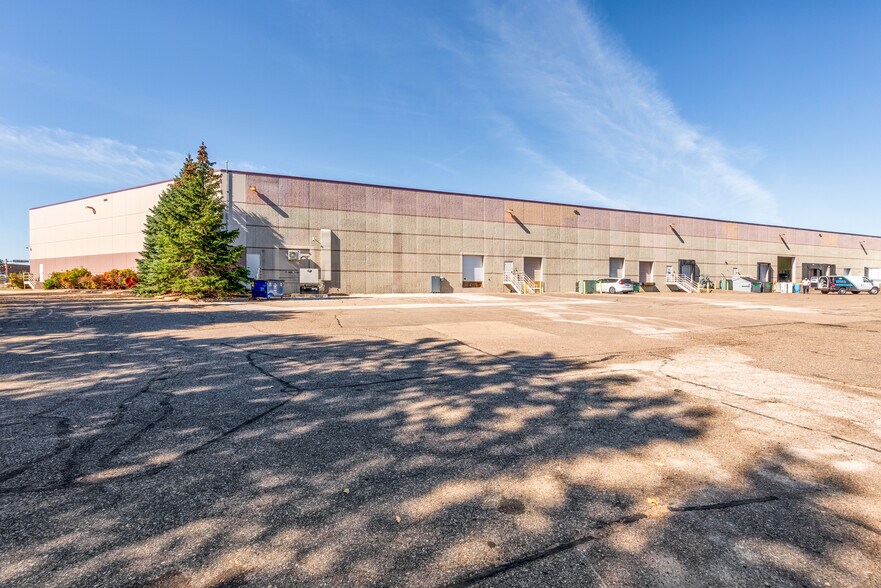 More Photos Of 3030 Lexington Ave S, Eagan Light Manufacturing For Lease