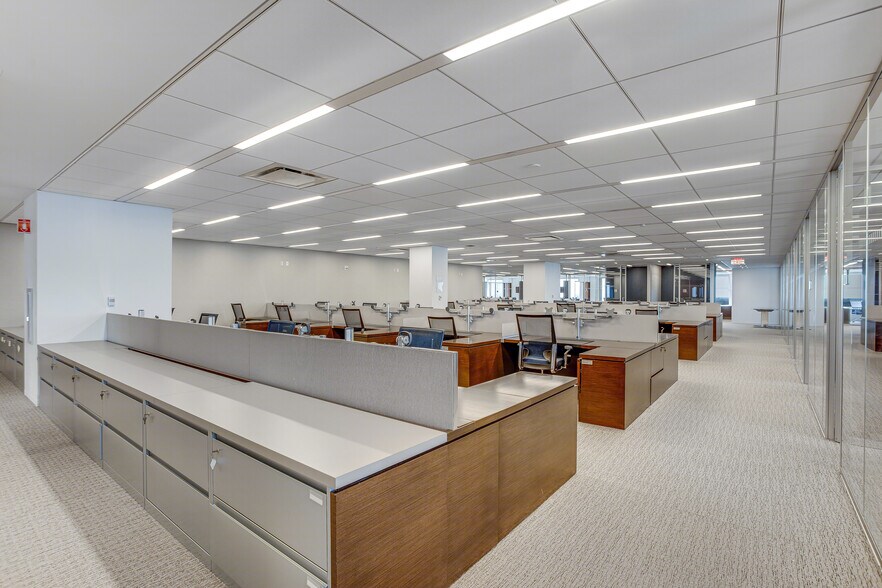 More Photos Of 1 New York Plz, New York Office For Lease