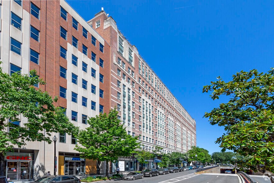 More Photos Of 1350 Connecticut Ave NW, Washington Office For Lease