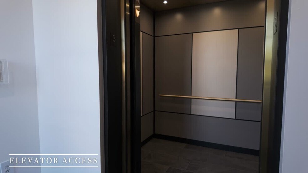 More Photos Of 85 Village Ln, Colleyville Office For Sale